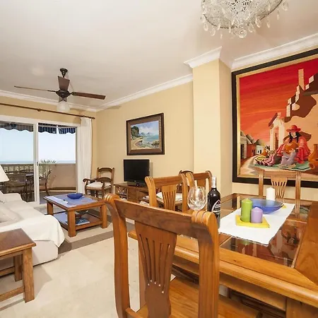 Deluxe Penthouse Costa Lago Holiday home *